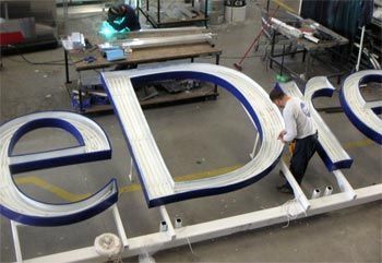 Fabricación de un rótulo